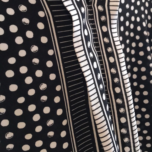 Max Studio Blouse, Worn a couple of times - Picture 4 of 4